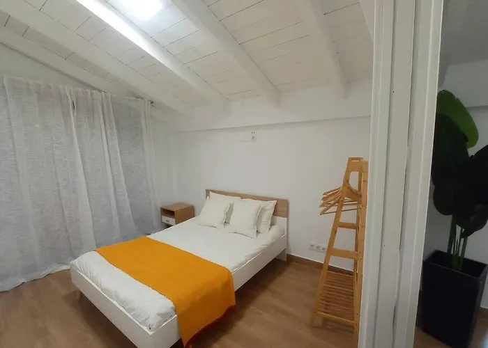 La Casa De Cristina * El Dueso